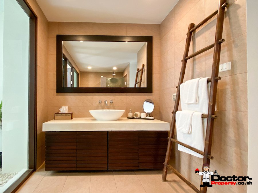 Asian Style 2 Bedroom Villa, near Bangrak Beach, Koh Samui – For Sale